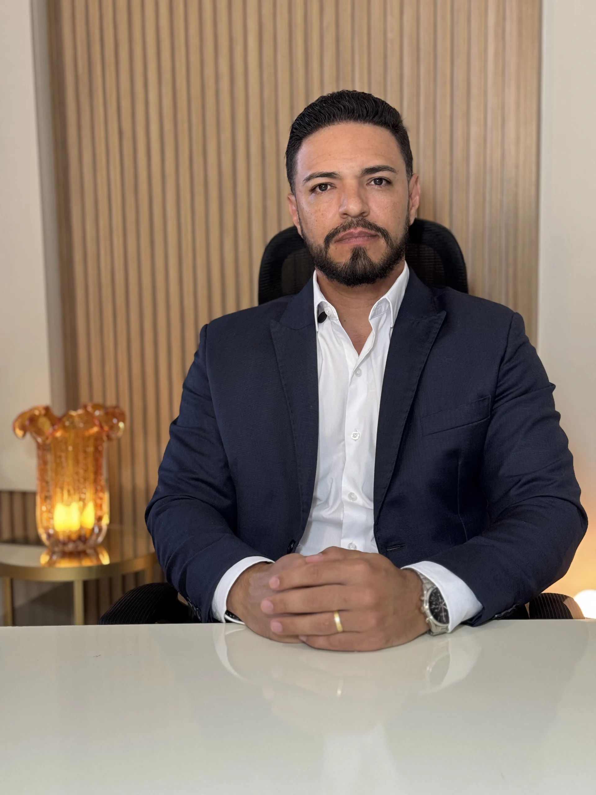 Dr. Fernando Silva — Advogado especialista em holding patrimonial